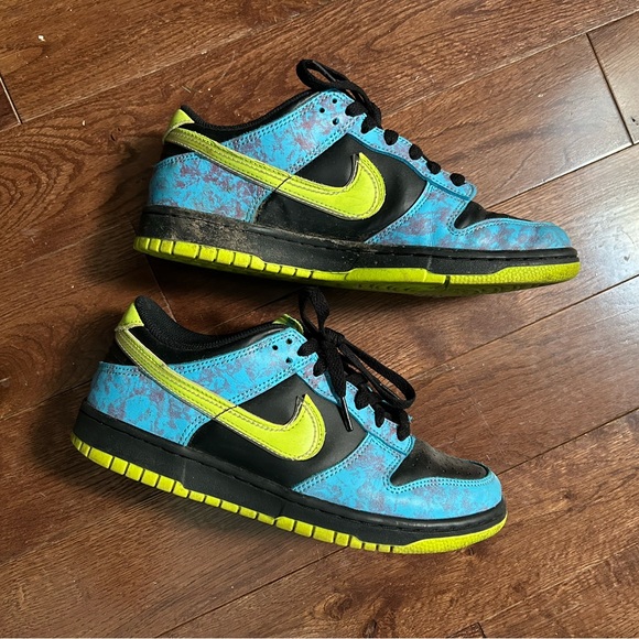 Nike Low Dunk - Picture 1 of 12